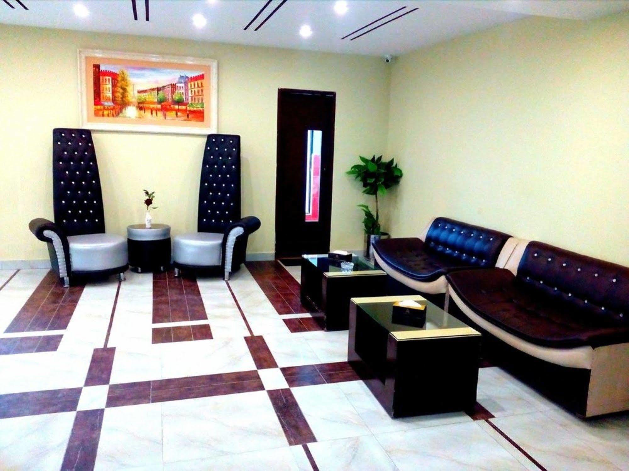 Bling Hotel International Мултан Экстерьер фото